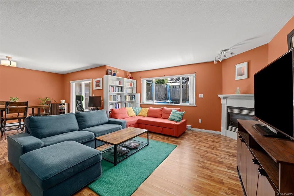 3351 Coniston Crescent - 4