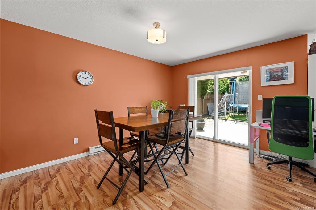3351 Coniston Crescent - 5