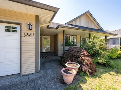 3351 Coniston Crescent - 2