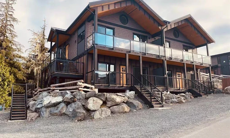 217B-6596 Baird Road