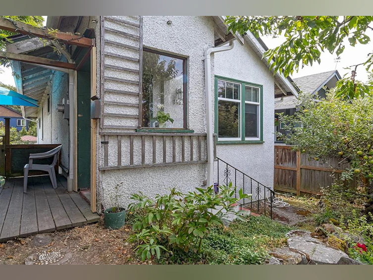 1467 Bay Street, Victoria, BC, V8R 2A6 - 3