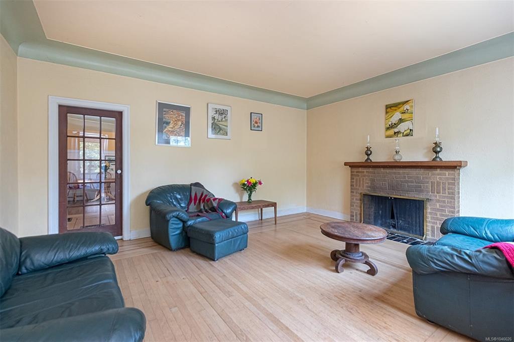 1467 Bay Street - 5