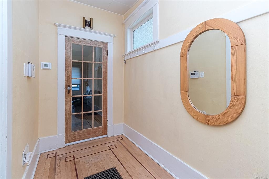 1467 Bay Street, Victoria, BC, V8R 2A6 - 8