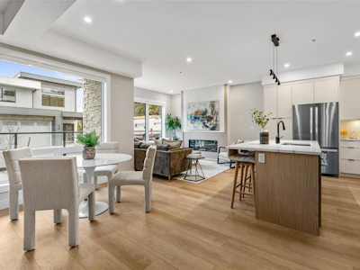 2511 Bronzite Place - 4
