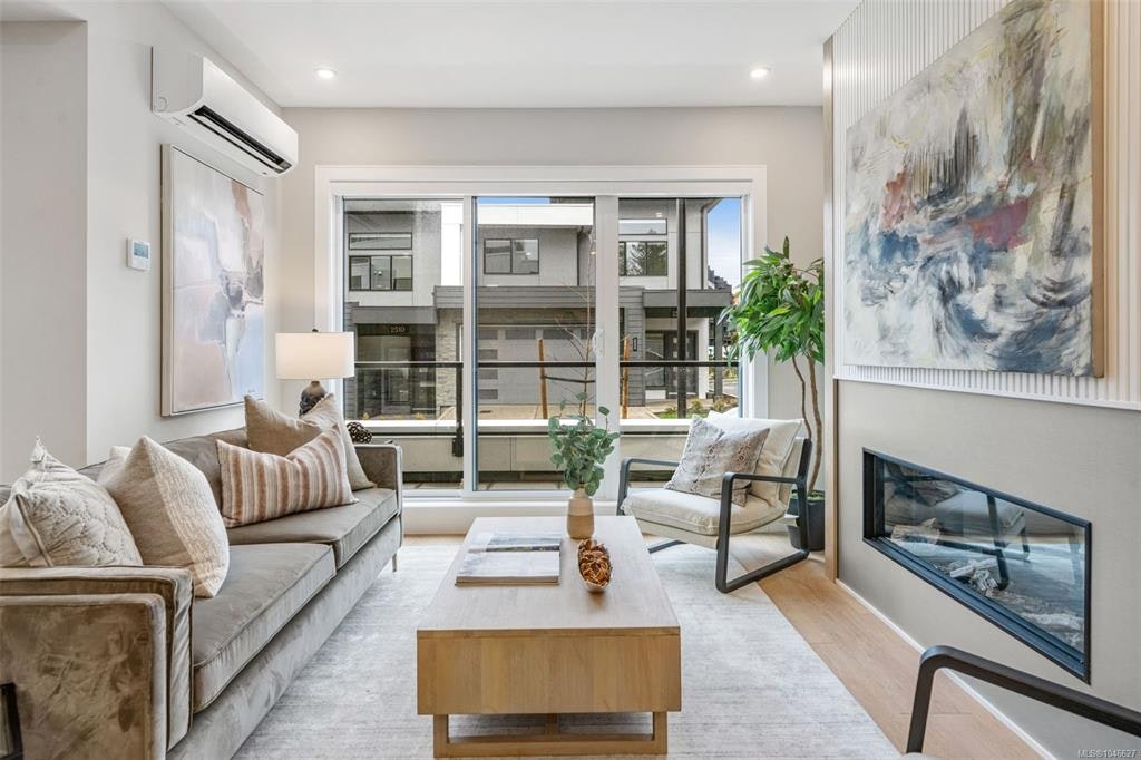 2511 Bronzite Place - 3
