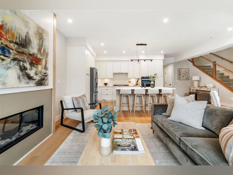 2511 Bronzite Place, Langford, BC, V9B 7E2 - 2