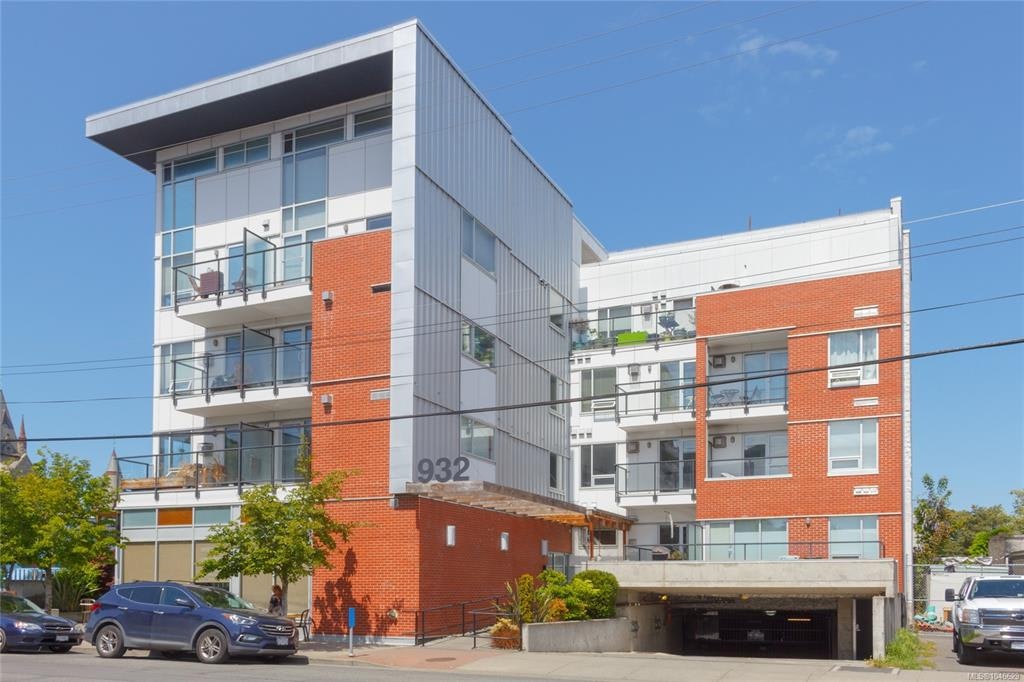303-932 Johnson Street, Victoria, BC, V8V 3N4