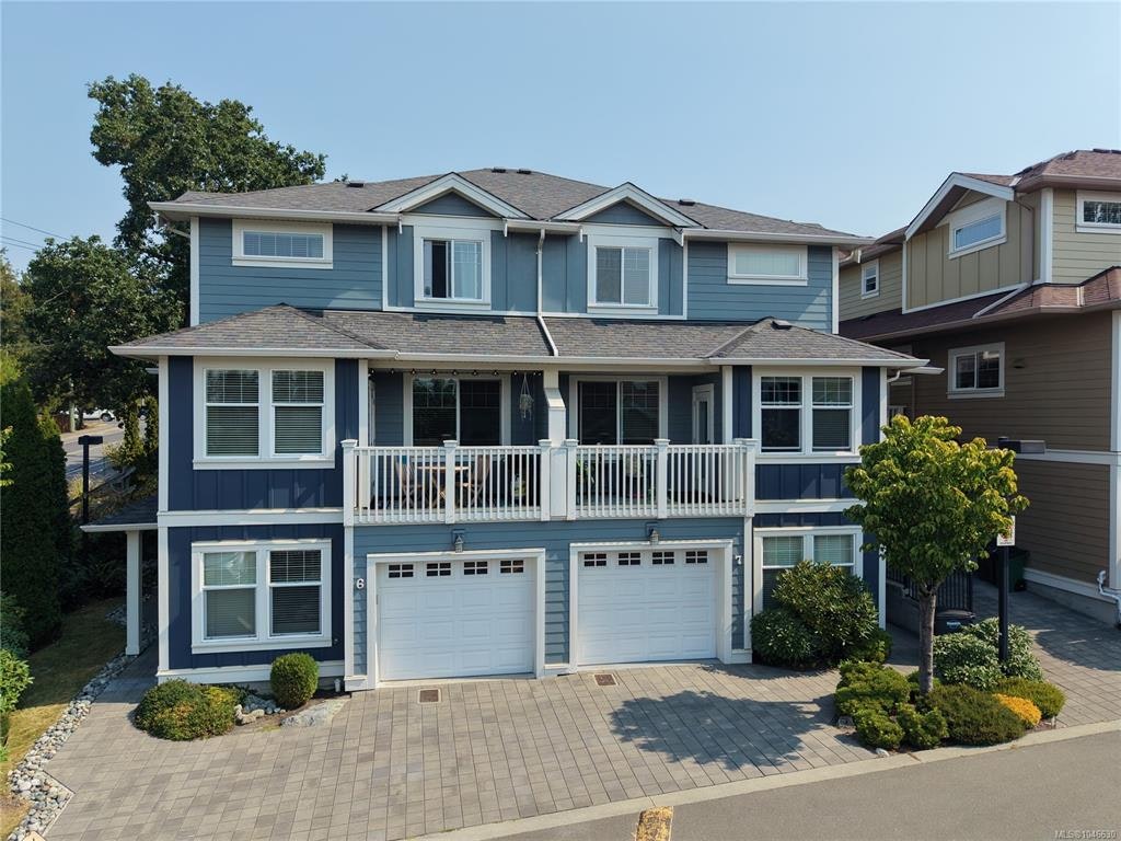7-4583 Wilkinson Road, Saanich, BC, V8Z 5C3