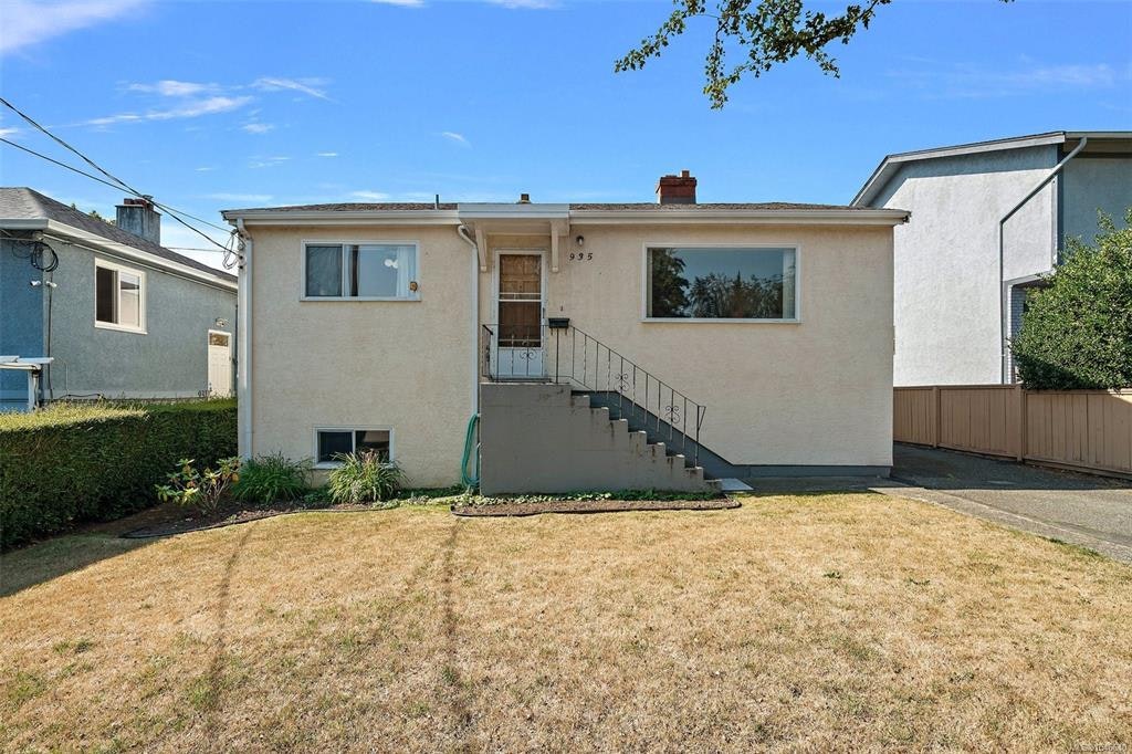 935 Inskip Street, Esquimalt, BC, V9A 4J6 - 31