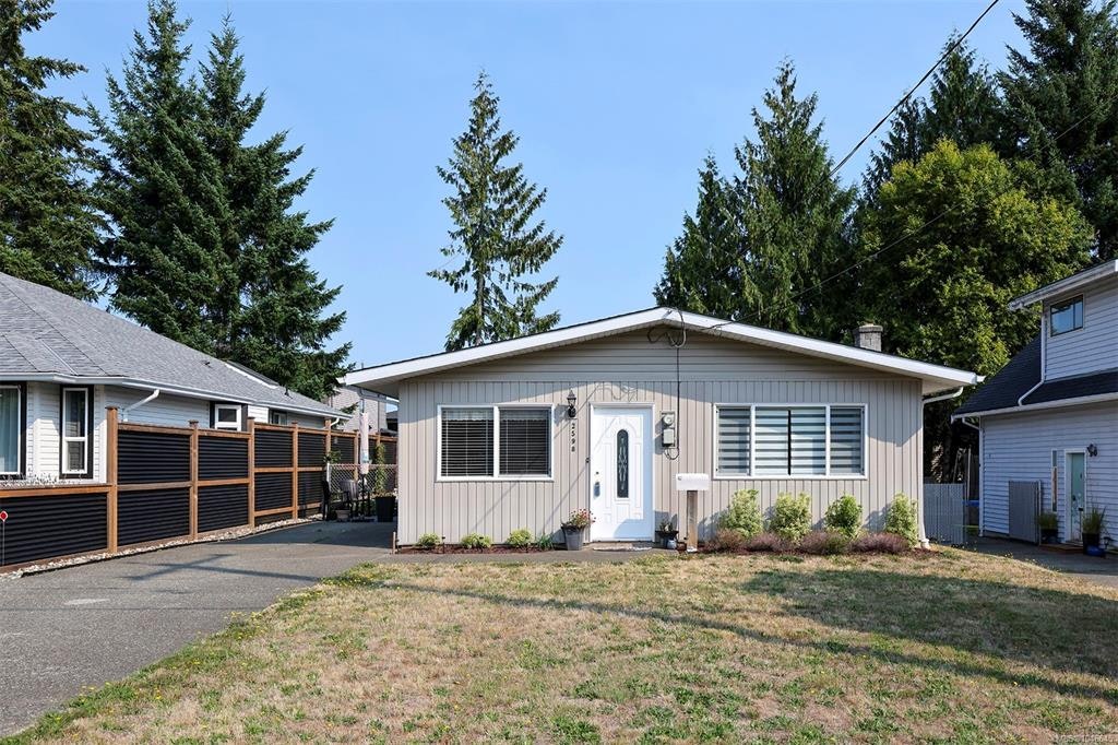 2598 Willard Avenue, Cumberland, BC, V0R 1S0