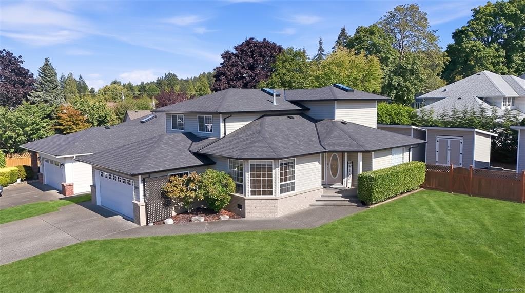 6025 Tweedsmuir Crescent, Nanaimo, BC, V9T 5Y7