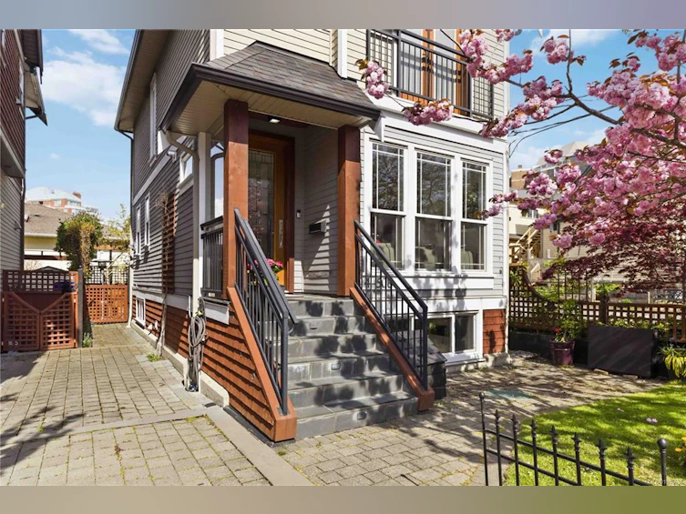 4-508 Pendray Street, Victoria, BC, V8V 0A9 - 2