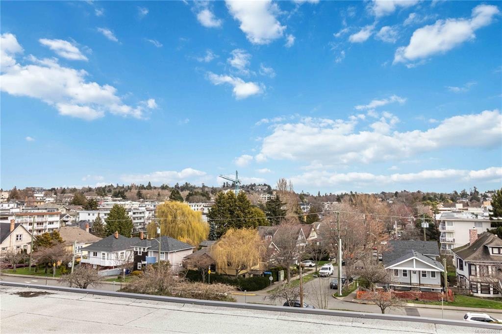 211-964 Heywood Avenue, Victoria, BC, V8V 2Y5 - 26