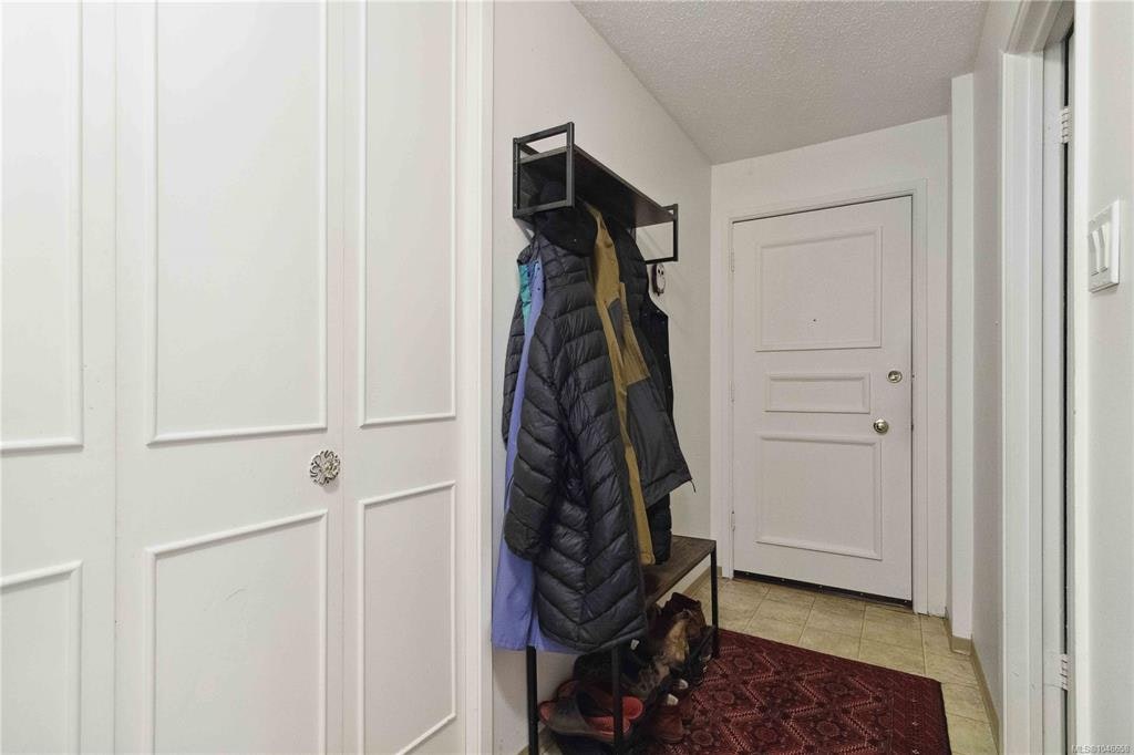 211-964 Heywood Avenue - 5