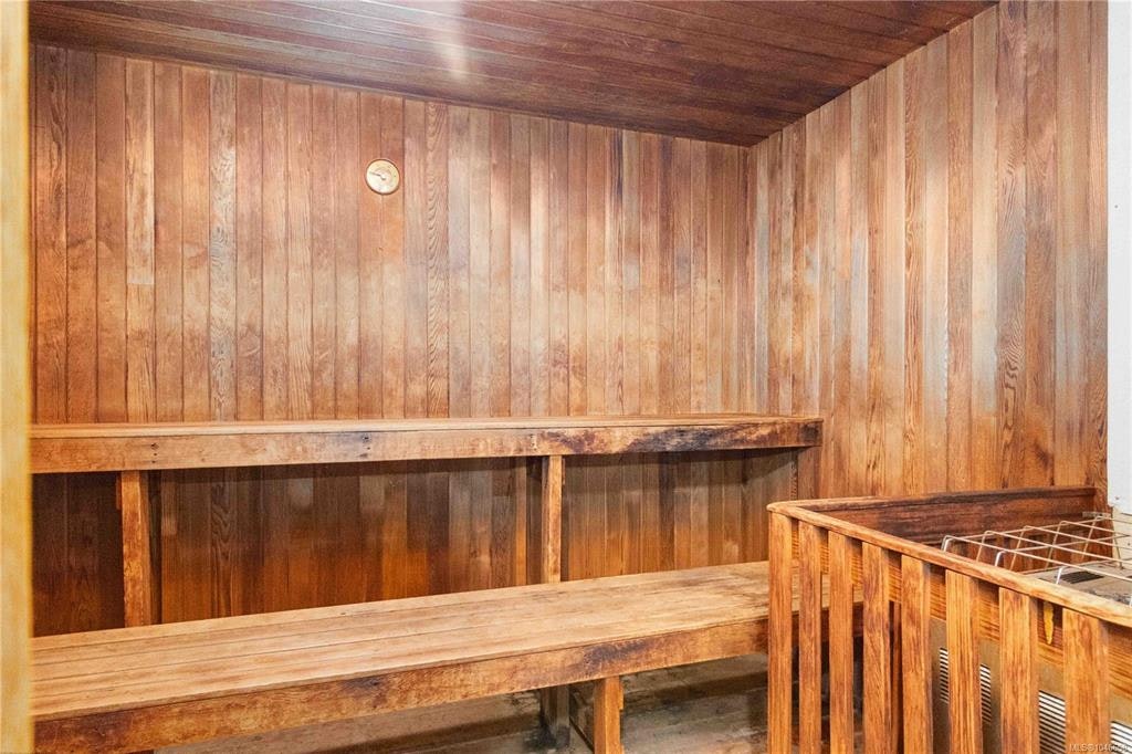 211-964 Heywood Avenue, Victoria, BC, V8V 2Y5 - 21