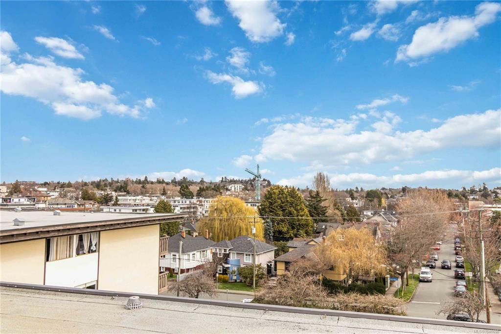211-964 Heywood Avenue, Victoria, BC, V8V 2Y5 - 28