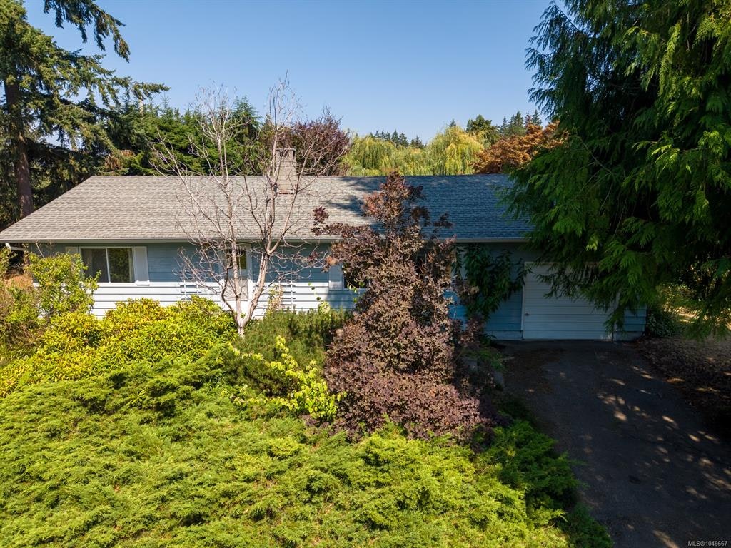 2611 Bruce Road - 2