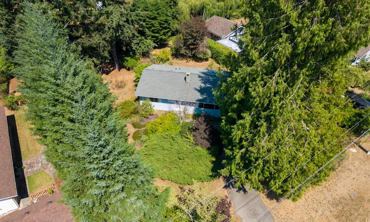 2611 Bruce Road