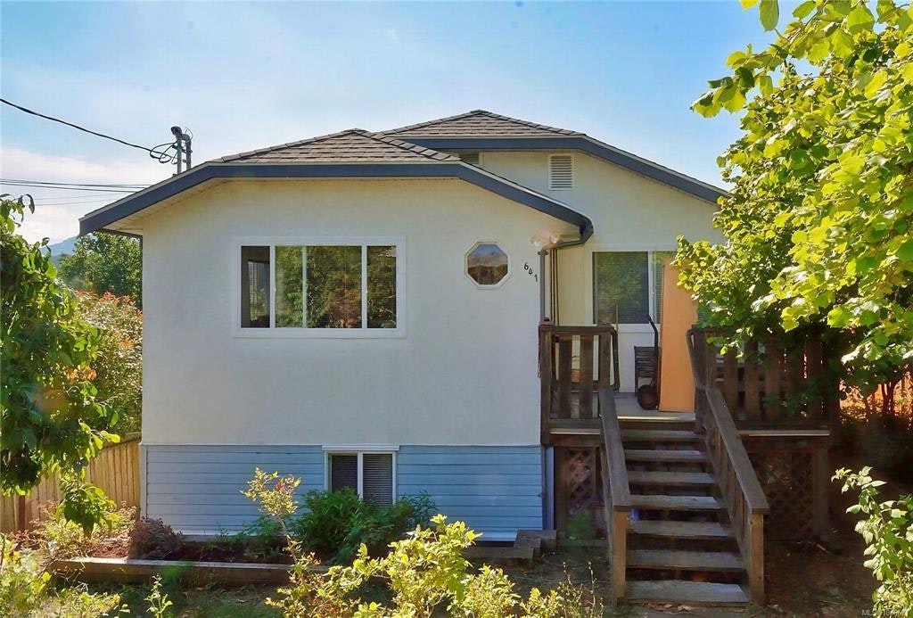 641 Stirling Avenue, Nanaimo, BC, V9R 4C8