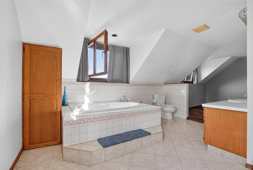 1038 Redcap Street, Duncan, BC, V9L 5X8 - 36