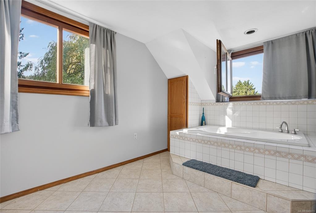 1038 Redcap Street, Duncan, BC, V9L 5X8 - 35