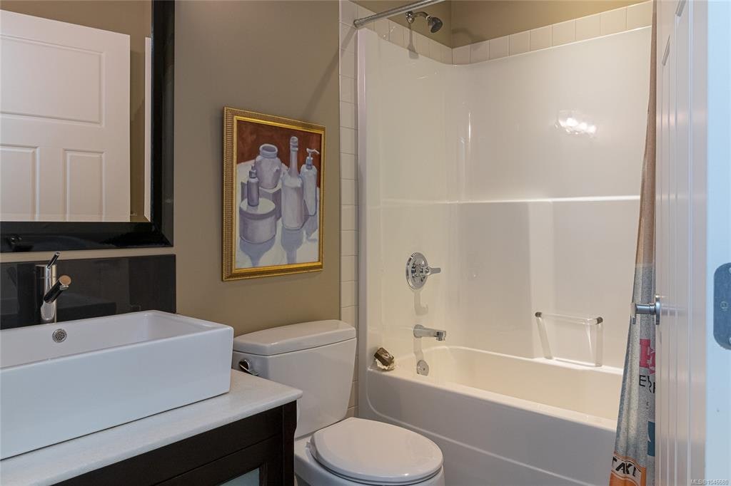 D-1216 Styles Street, Victoria, BC, V9A 3Z5 - 36