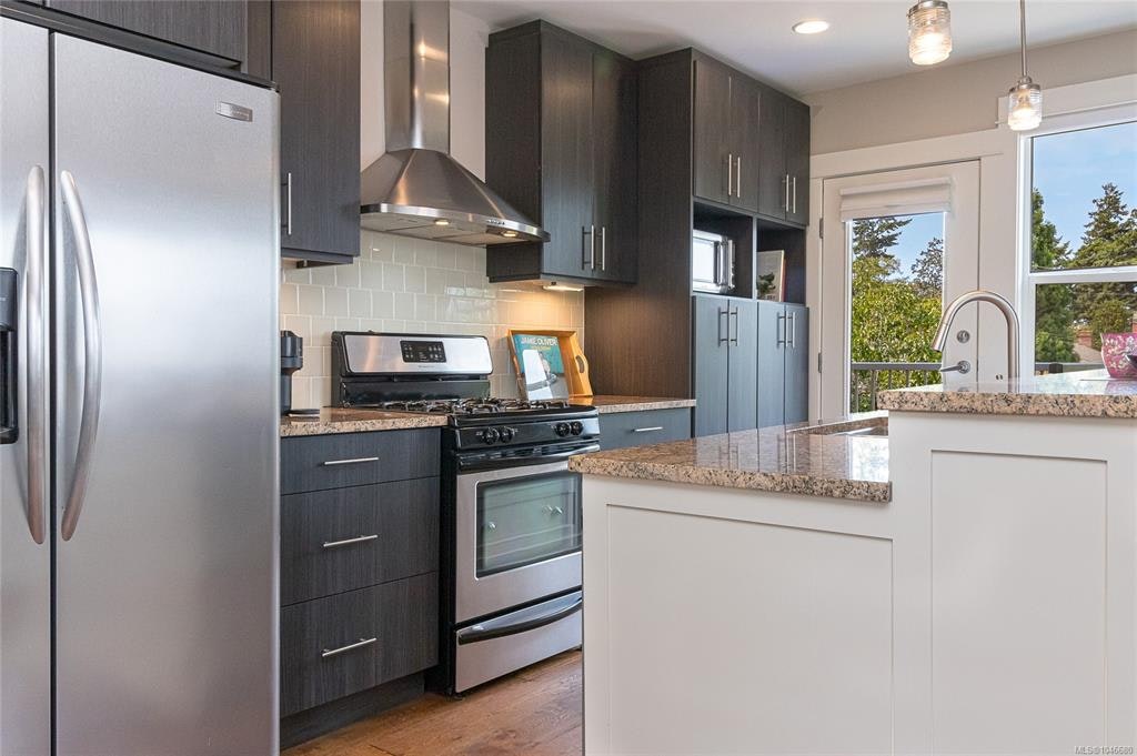 D-1216 Styles Street, Victoria, BC, V9A 3Z5 - 27