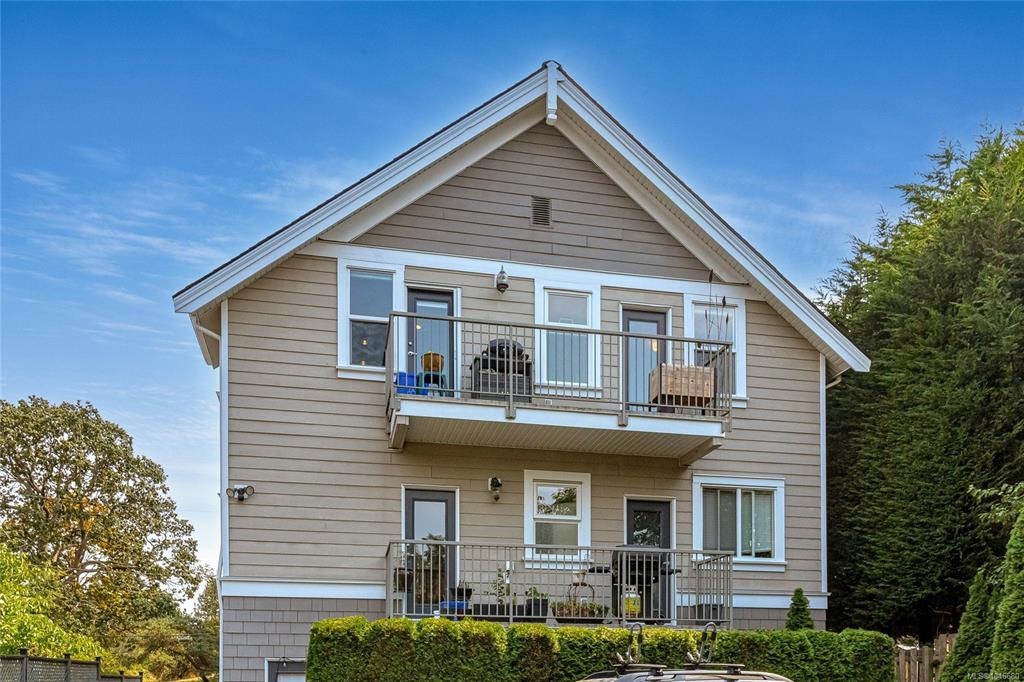 D-1216 Styles Street, Victoria, BC, V9A 3Z5 - 49