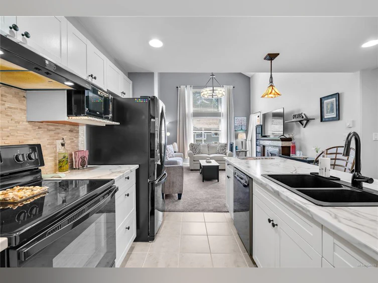 405-2823 Jacklin Road, Langford, BC, V9B 3Y1 - 16
