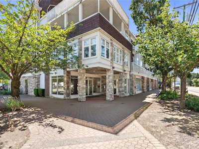 405-2823 Jacklin Road - 2