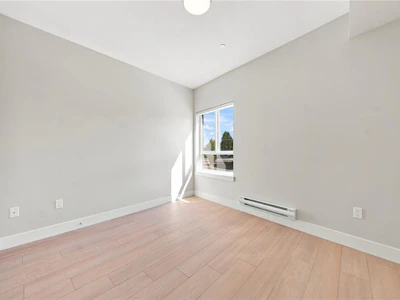 210-171 W Jensen Avenue - 5