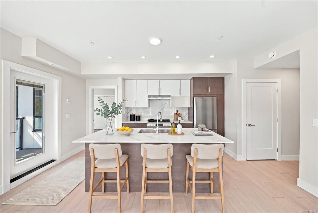 210-171 W Jensen Avenue - 2