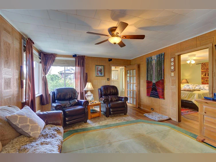 10660 Cedar Drive, Youbou, BC, V0R 3E1 - 6