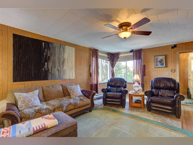 10660 Cedar Drive, Youbou, BC, V0R 3E1 - 5