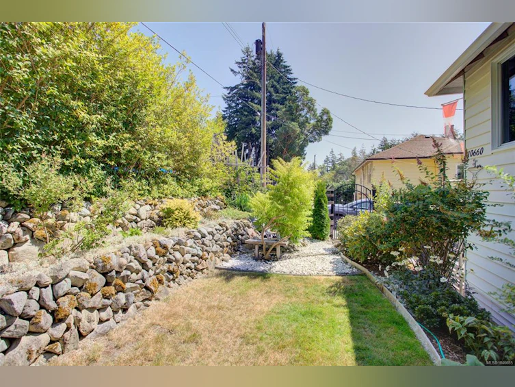 10660 Cedar Drive, Youbou, BC, V0R 3E1 - 52