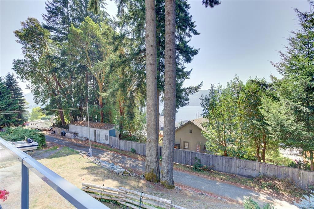 10660 Cedar Drive, Youbou, BC, V0R 3E1 - 11