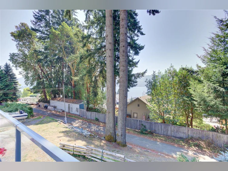 10660 Cedar Drive, Youbou, BC, V0R 3E1 - 11