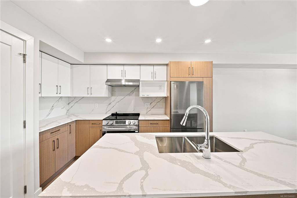 301-171 W Jensen Avenue - 5