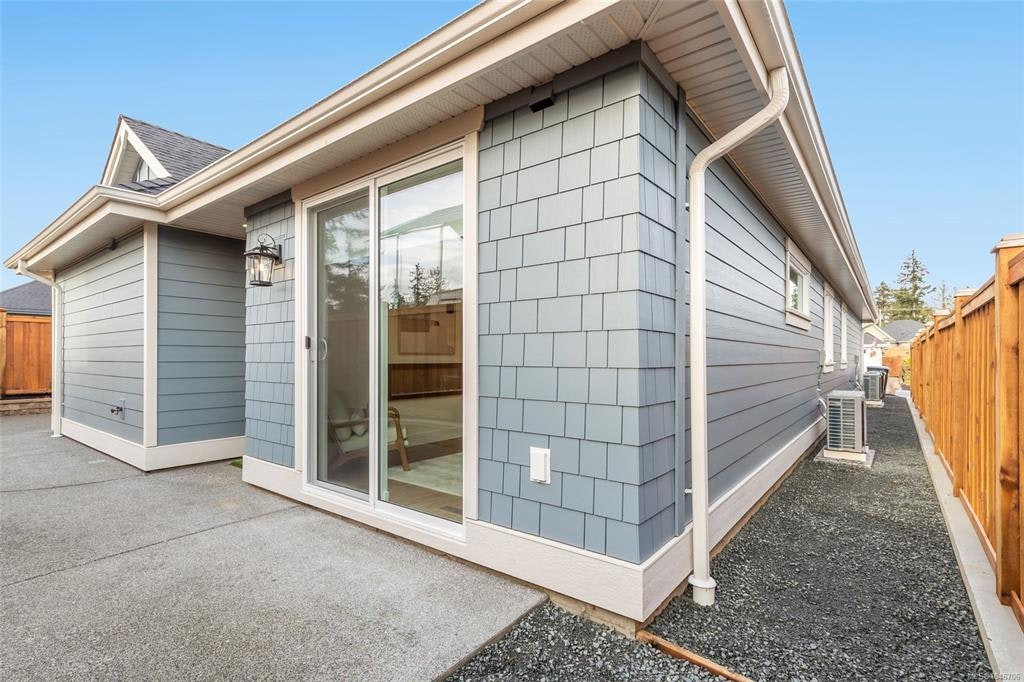 408 Hummingbird Place - 3