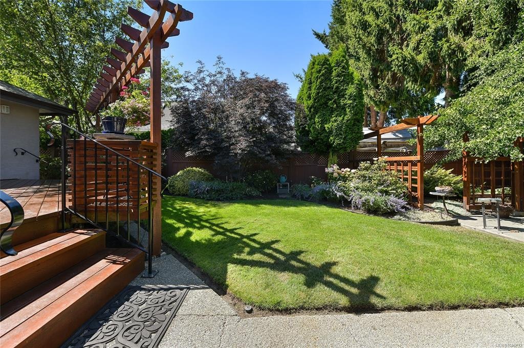1142 Chapman Street, Victoria, BC, V8V 2T6 - 46