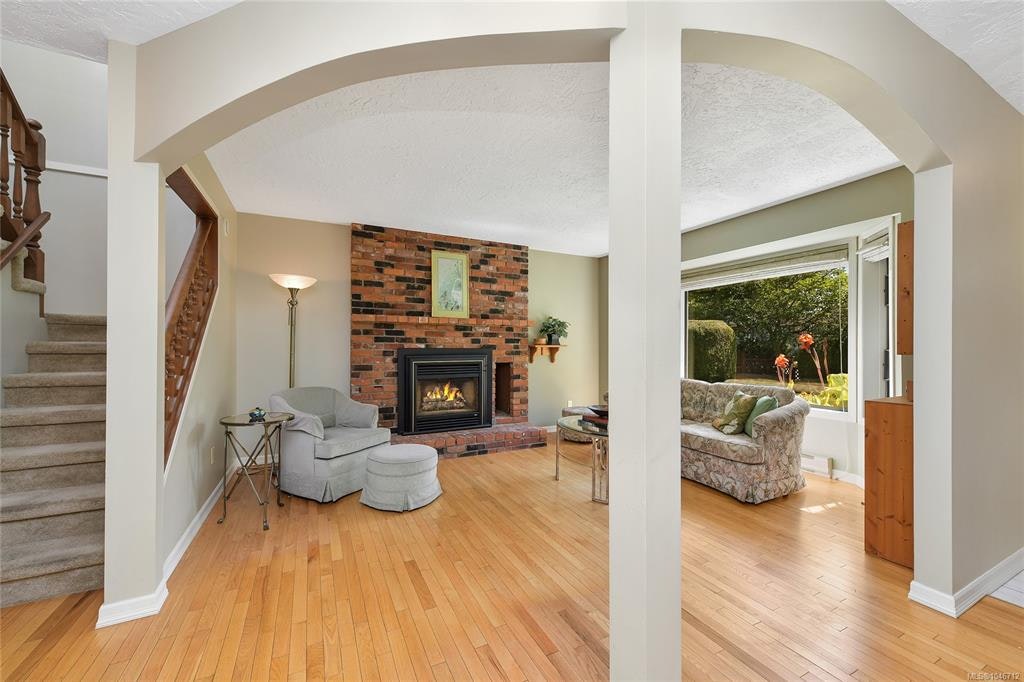 1142 Chapman Street, Victoria, BC, V8V 2T6 - 7