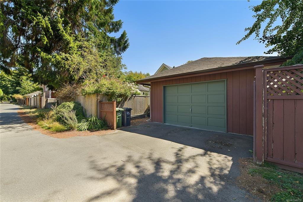 1142 Chapman Street, Victoria, BC, V8V 2T6 - 33