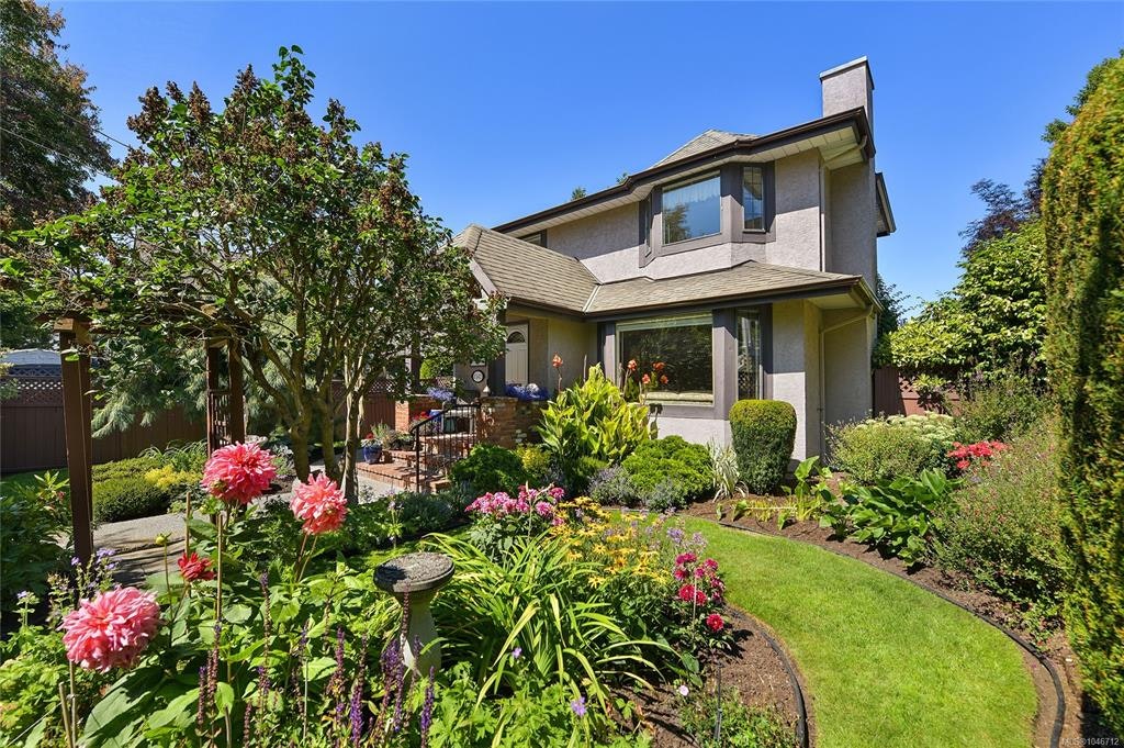 1142 Chapman Street, Victoria, BC, V8V 2T6