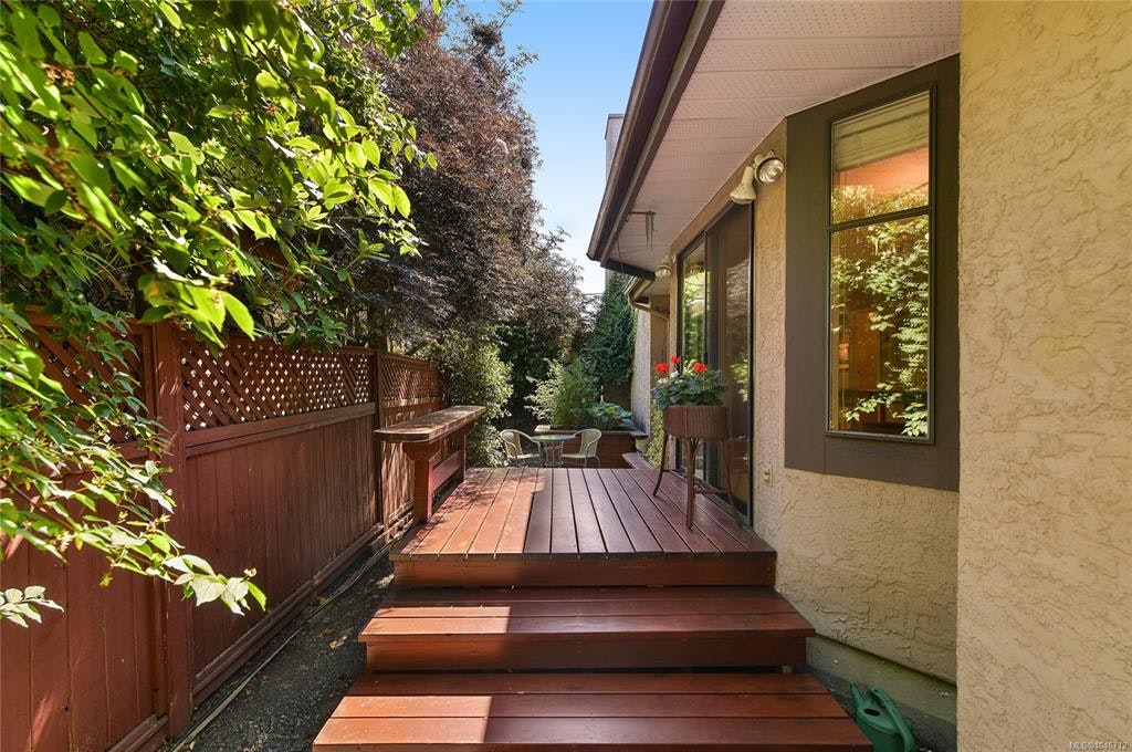 1142 Chapman Street, Victoria, BC, V8V 2T6 - 38