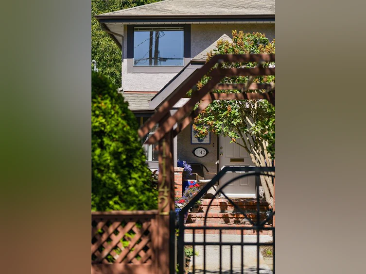 1142 Chapman Street, Victoria, BC, V8V 2T6 - 58