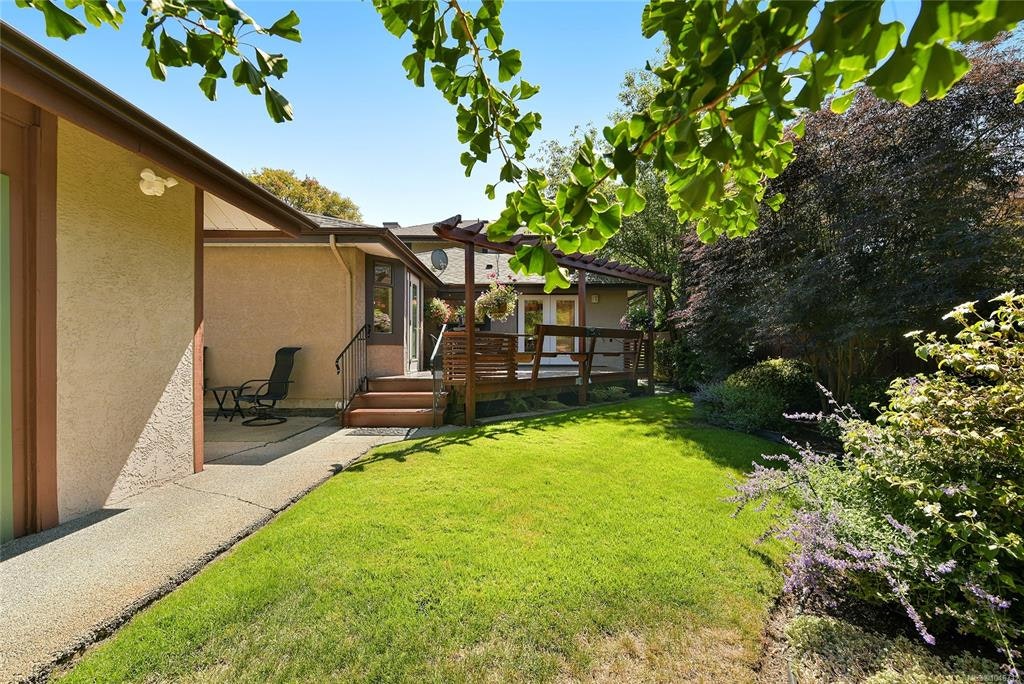 1142 Chapman Street, Victoria, BC, V8V 2T6 - 41