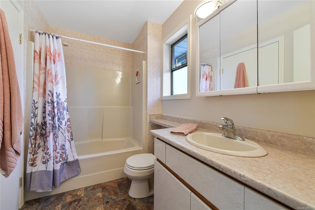 1142 Chapman Street, Victoria, BC, V8V 2T6 - 28