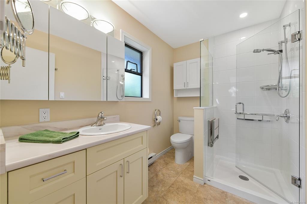 1142 Chapman Street, Victoria, BC, V8V 2T6 - 16