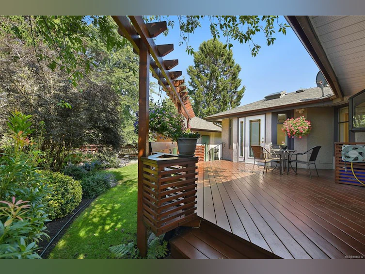 1142 Chapman Street, Victoria, BC, V8V 2T6 - 31