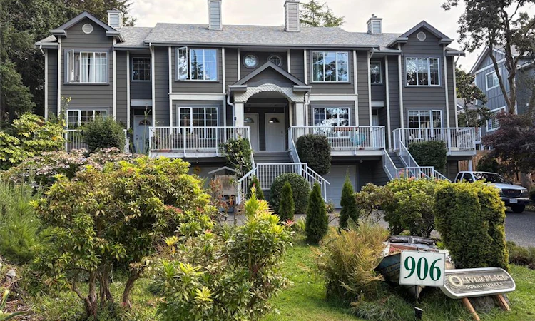 2-906 Admirals Road